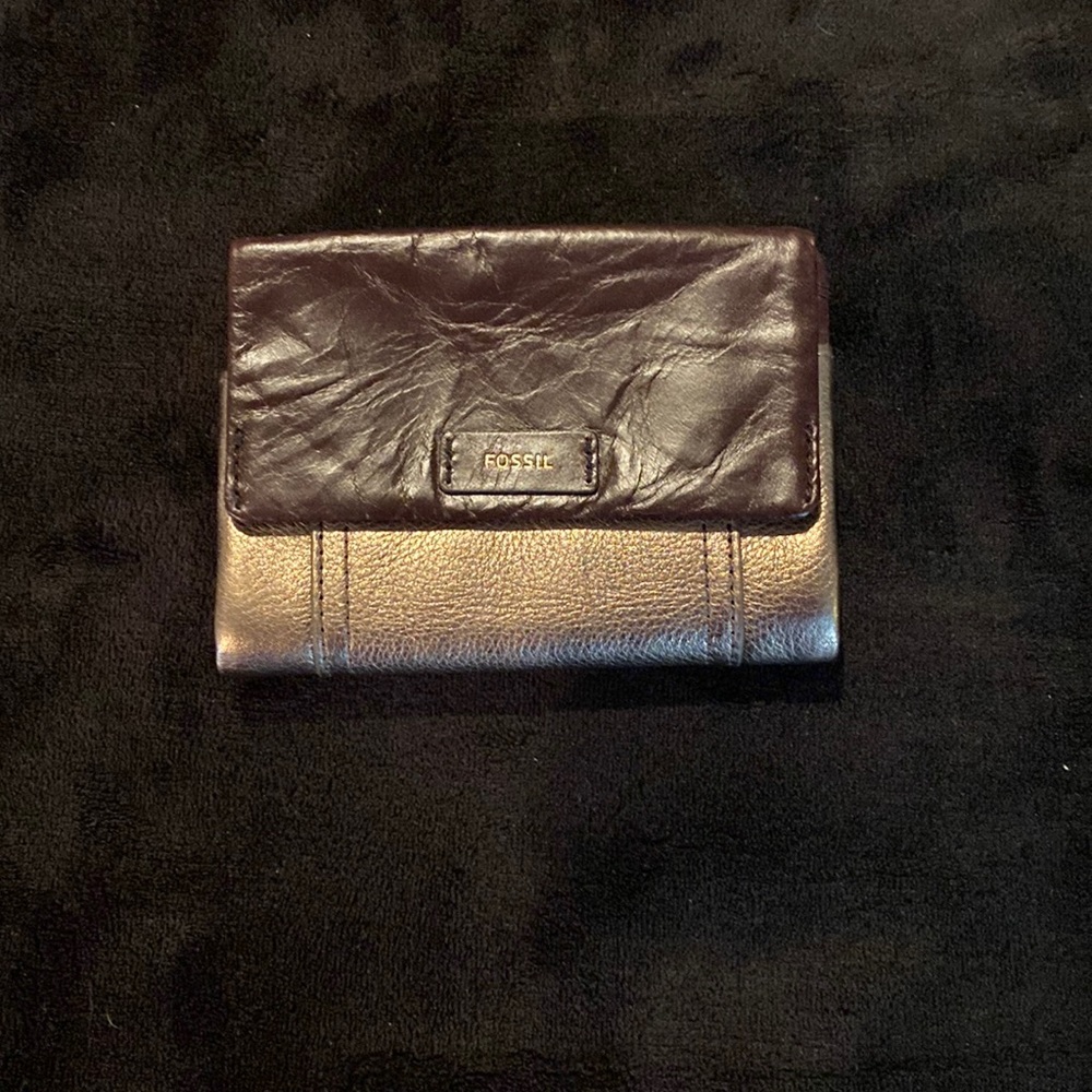 Fossil wallet